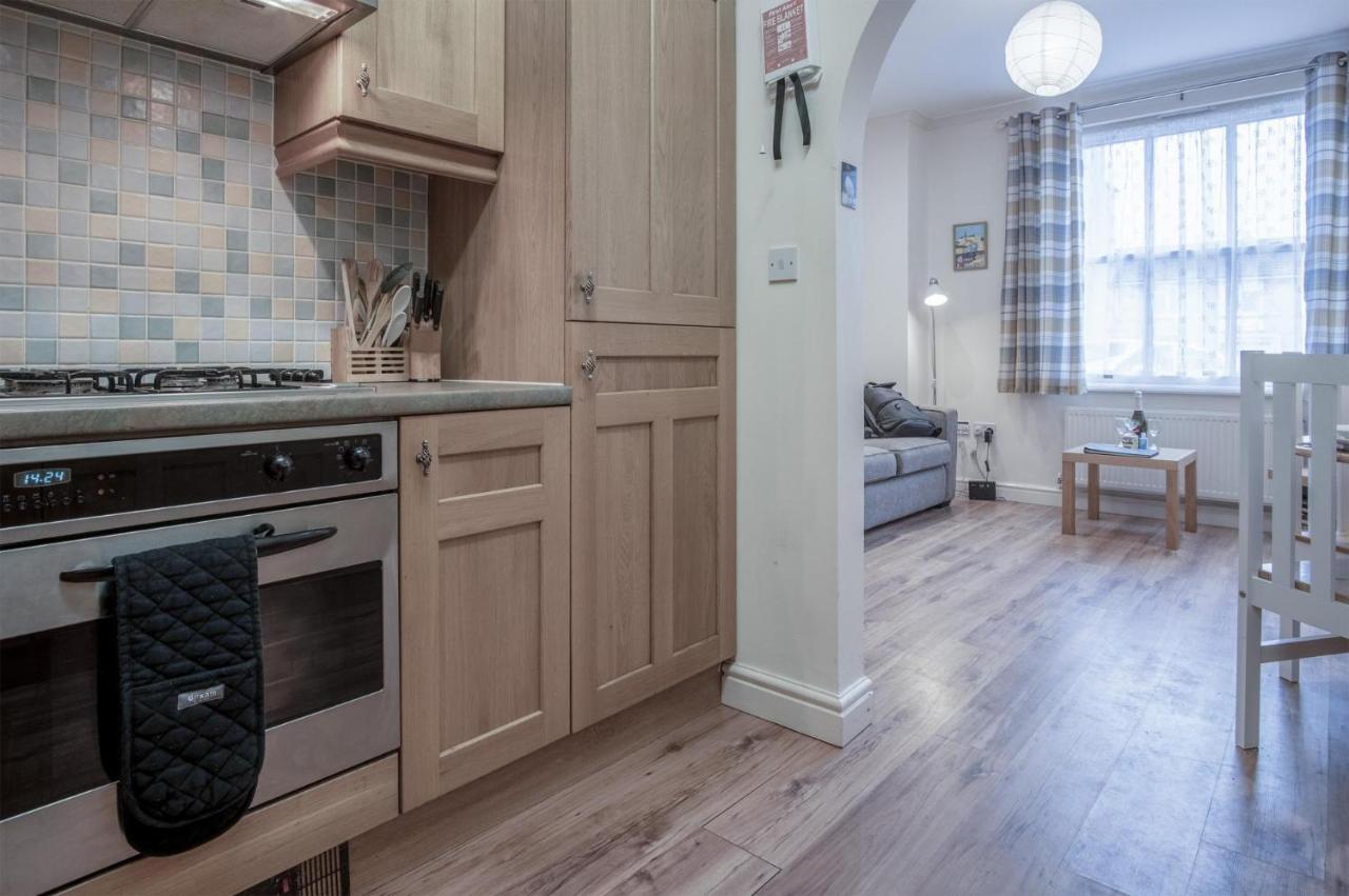 Arcadia - 1 Bedroom Apartment - טנבי מראה חיצוני תמונה